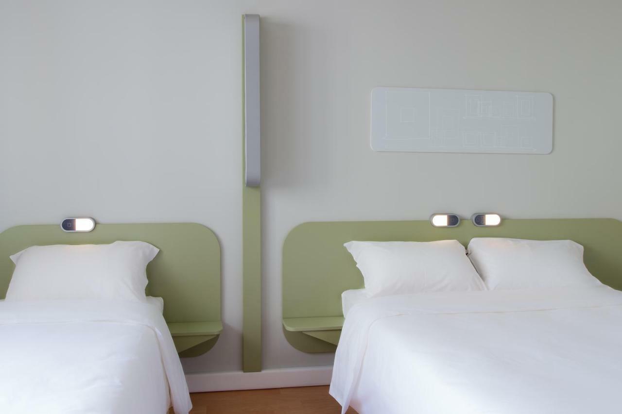 Ibis Budget Braga Centro Екстер'єр фото