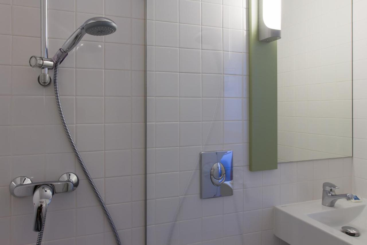 Ibis Budget Braga Centro Номер фото